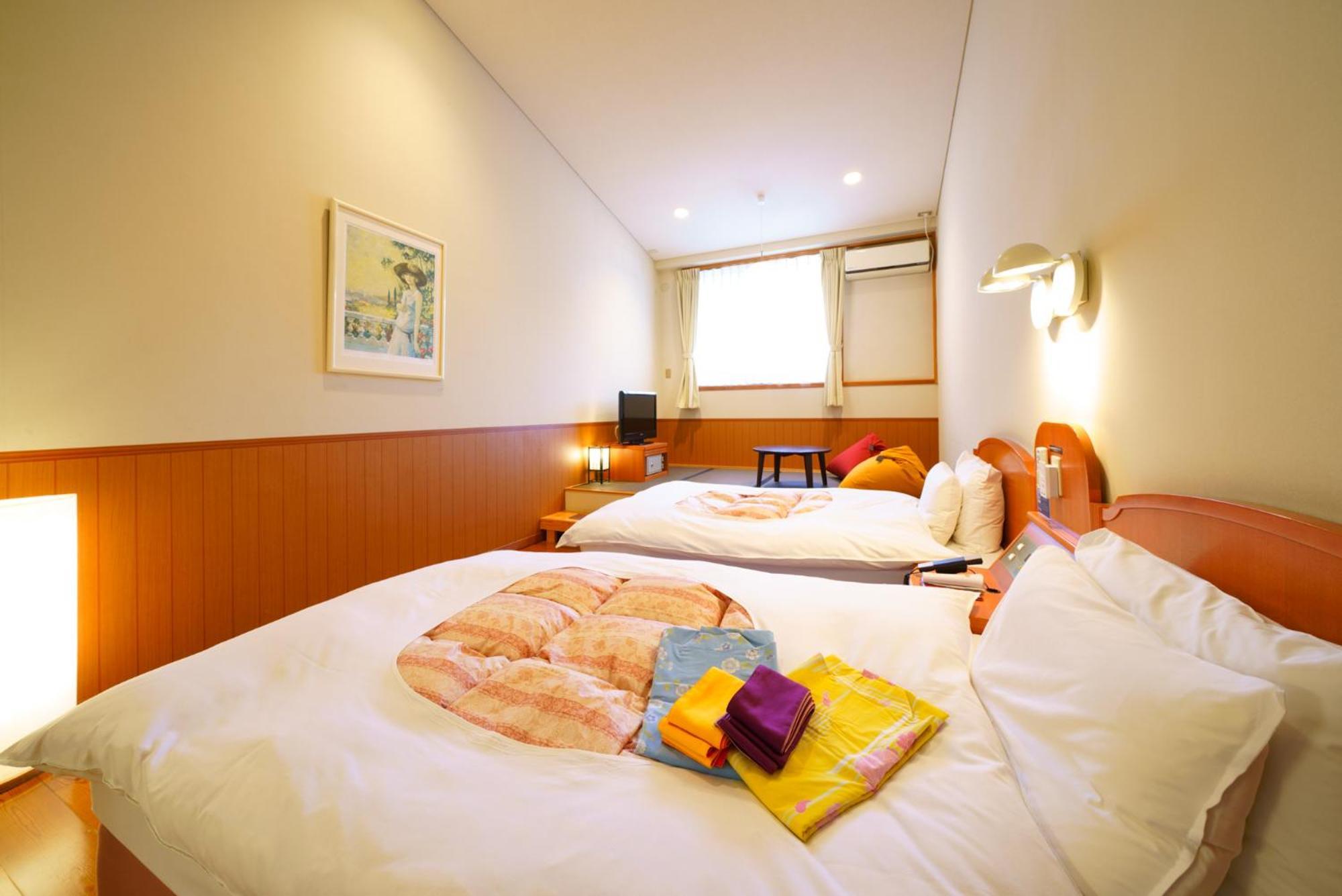 Yawaragi-No-Sato Yadoya Otel Yufu Oda fotoğraf